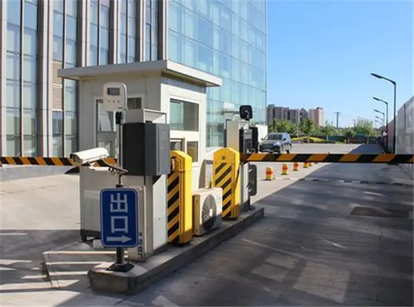 車牌識別系統(tǒng)快速識別車輛信息，無懼任何環(huán)境